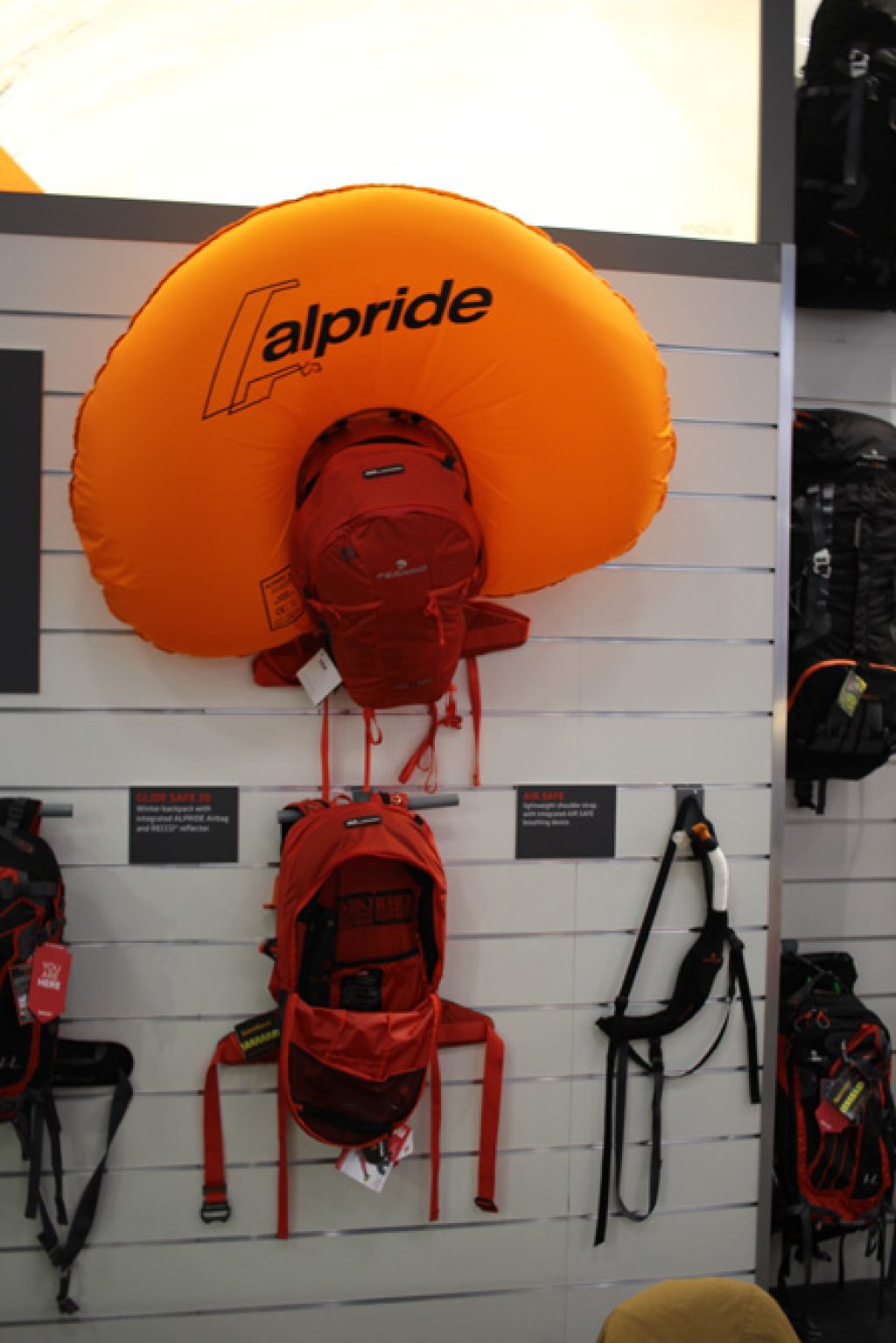 Ferrino airbags with Alpride and Airsafe