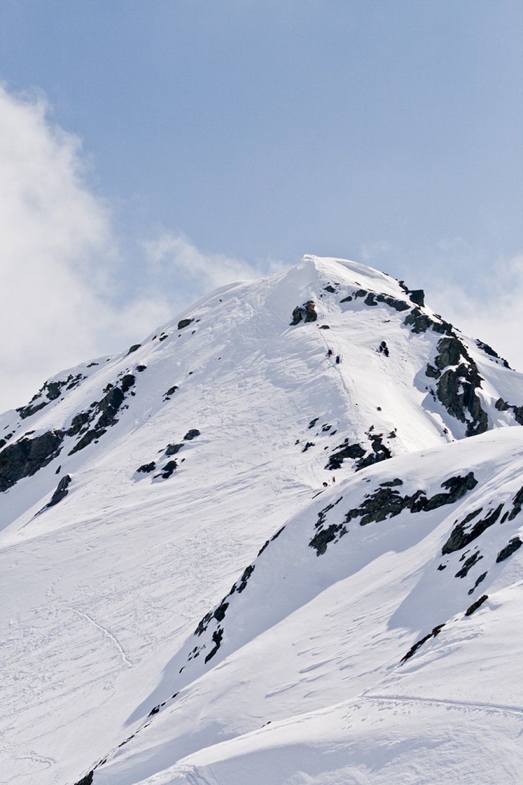 The summit slope of Piz Lunghin
