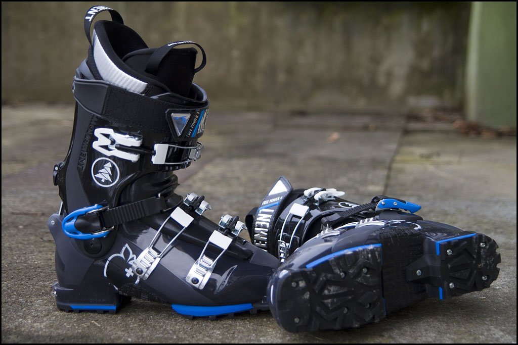 Everything a freeride boot needs: Walking function, stiffness, 4 buckles and grippy rubber sole