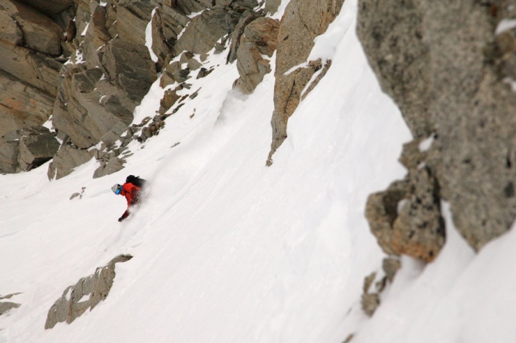 The Rocker2 115 masters steep test terrain in the couloirs of Chamonix with flying colors.