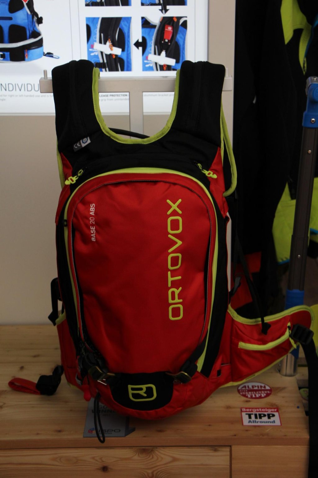 Ortovox Base 20L - ABS backpack