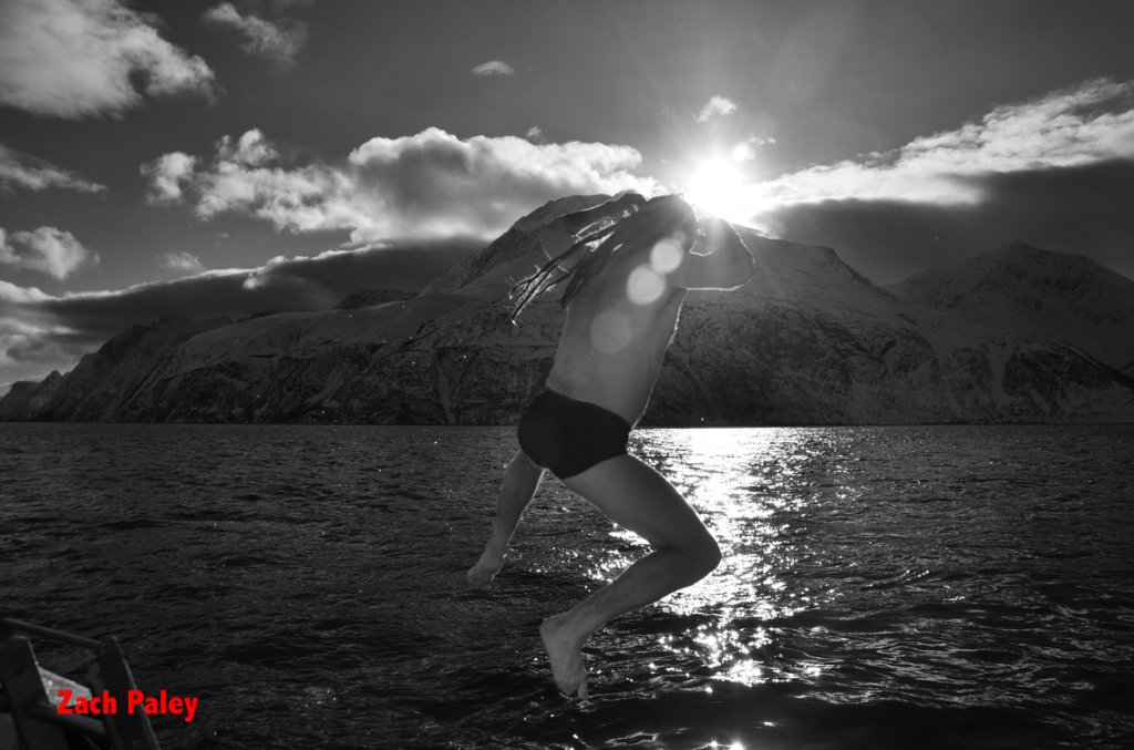 David Skirnisson taking a polar dip