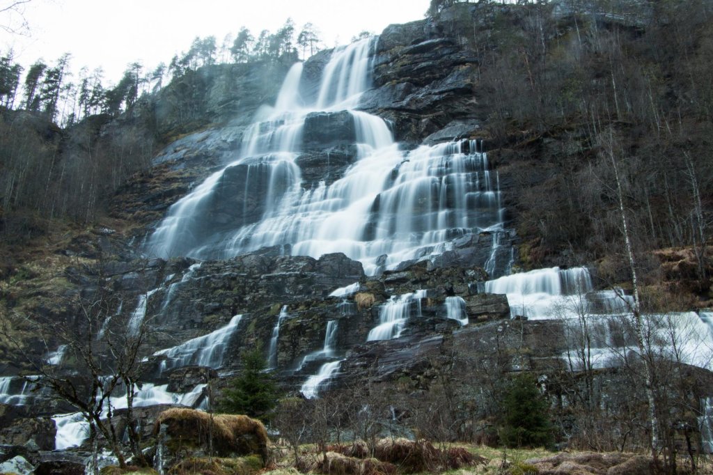 The 152m high Tvindefossen waterfall. Here we set up our first camp for the night