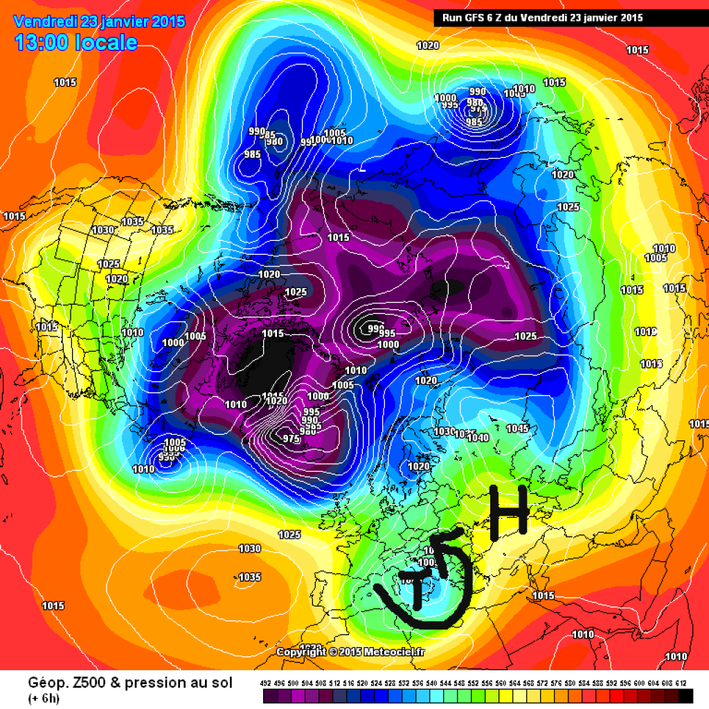 500hPa geopotential and ground pressure, circumpolar view GFS, 23.1. (Friday). An area of lower geopotential extends from Scandinavia to North Africa, between the Azores High and a high in the east. Southerly flow in the Alps.