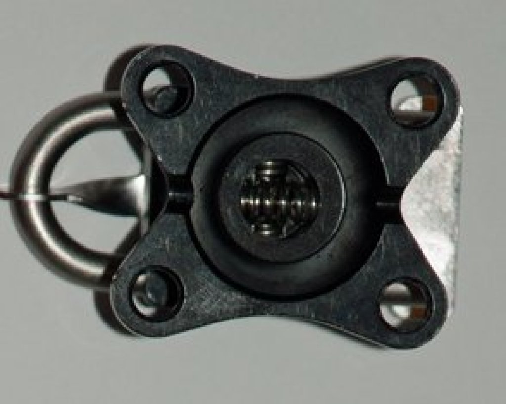 The side release of most ascent race bindings is defined by two springs located in the base of the rear jaw.