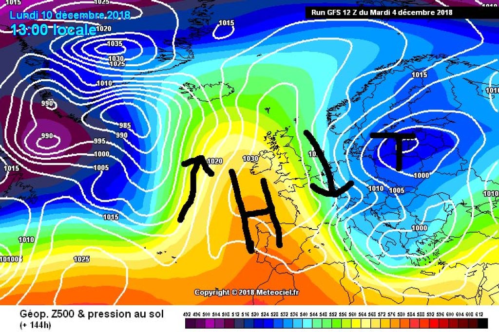 500hPa geopotential and ground pressure for Monday, 10. 12.: Nice northern congestion option!