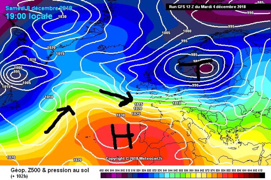 500hPa Geopotential and surface pressure for Saturday, December 8: The Azores High is rising and the current is increasingly turning from W to NW.