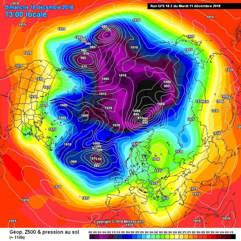 500hPa geopotential and ground pressure for Sunday, 16.12. A large-scale low pressure complex over the Atlantic is steering a new disturbance towards the Alps with a zonal flow. The WeatherBlog is also looking forward to cold air in Alaska, which has been much too warm for months.