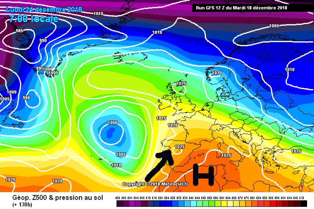 500hPa geopotential and ground pressure, exemplary map for Tuesday, 24.12.: Mild SW flow.