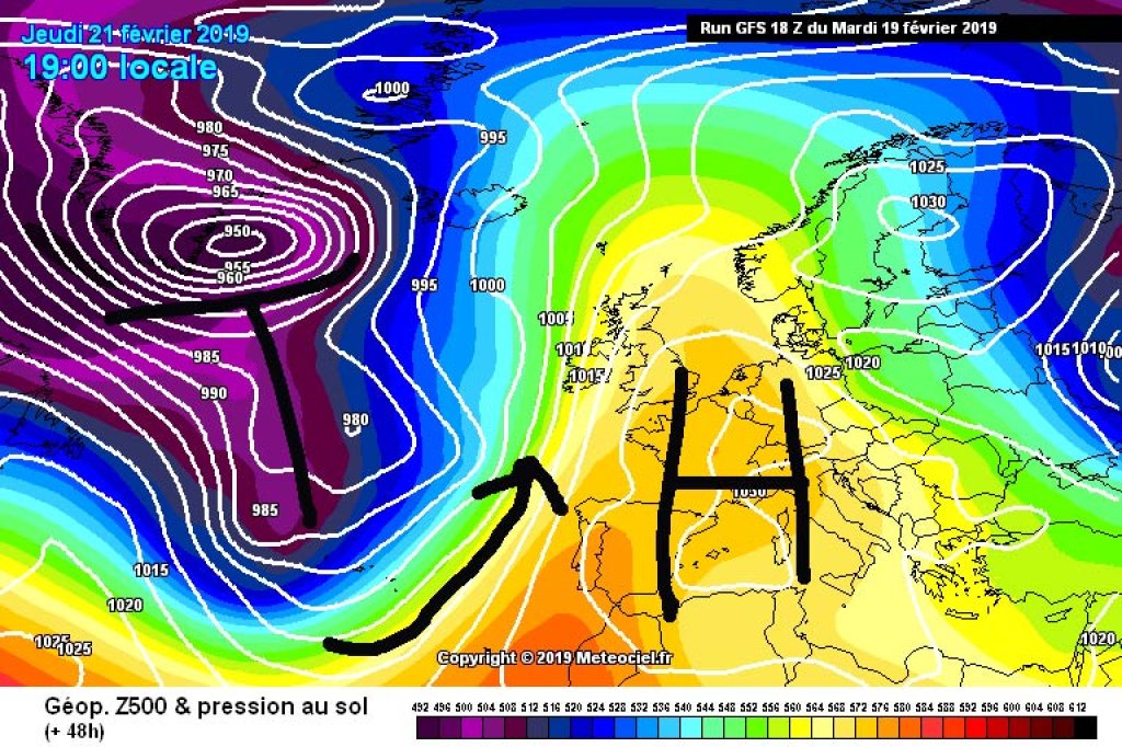 500hPa geopotential and ground pressure, Thursday 21.2.2019. Rapid cyclogenesis in the eastern Atlantic ensures warm air advection in ME and strengthens High Erika.