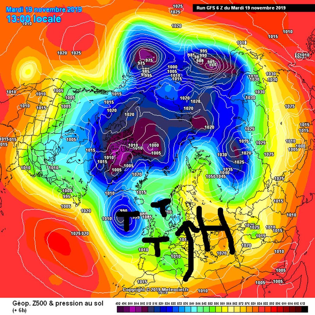 500hPa geopotential and ground pressure from yesterday, 19.11. Still clear southerly flow between high in the E and Ts in the W.