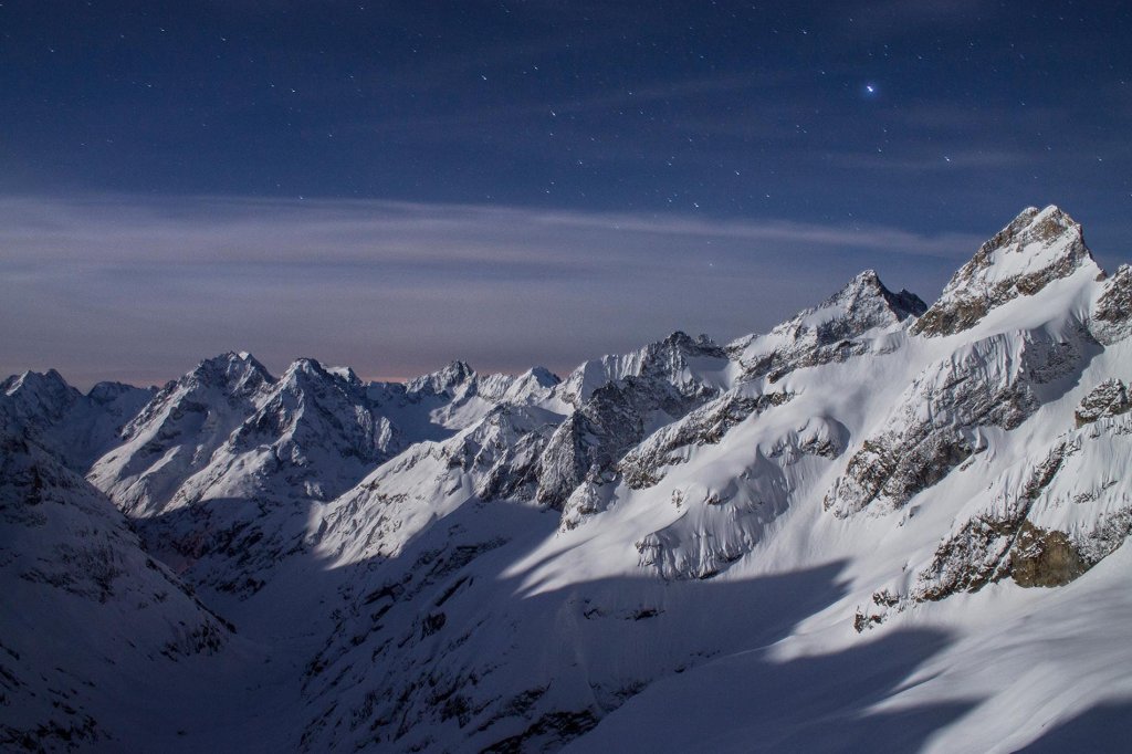 Night view from the Refuge du Promontoire at 3092 m