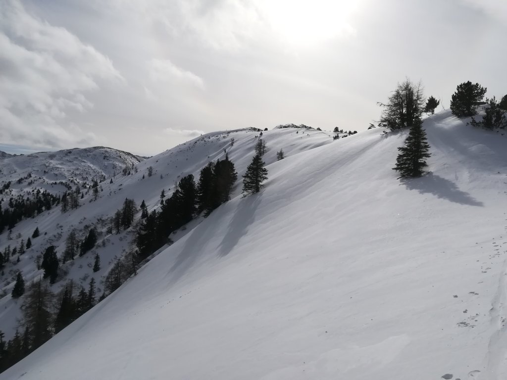 Easy ski terrain in Triebental (on the ridge between Kreuzkarschneid and Kreuzkogel)